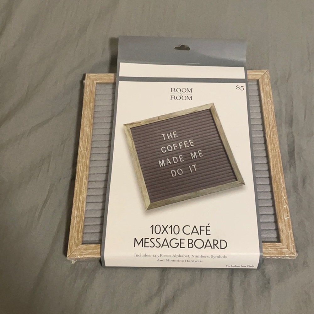 Message board (hasn’t been opened)